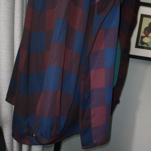 Ann Taylor Checkered Plaid Ruffled Blouse Sz L - Picture 8 of 12